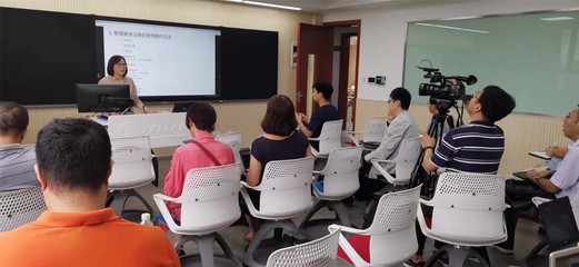 教育技術中心 以信息技術服務教學，構建高效教育信息服務體系